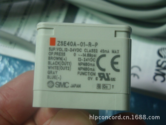 供应全新原装 ZSE40A-01-R-P-X501 压力传感器