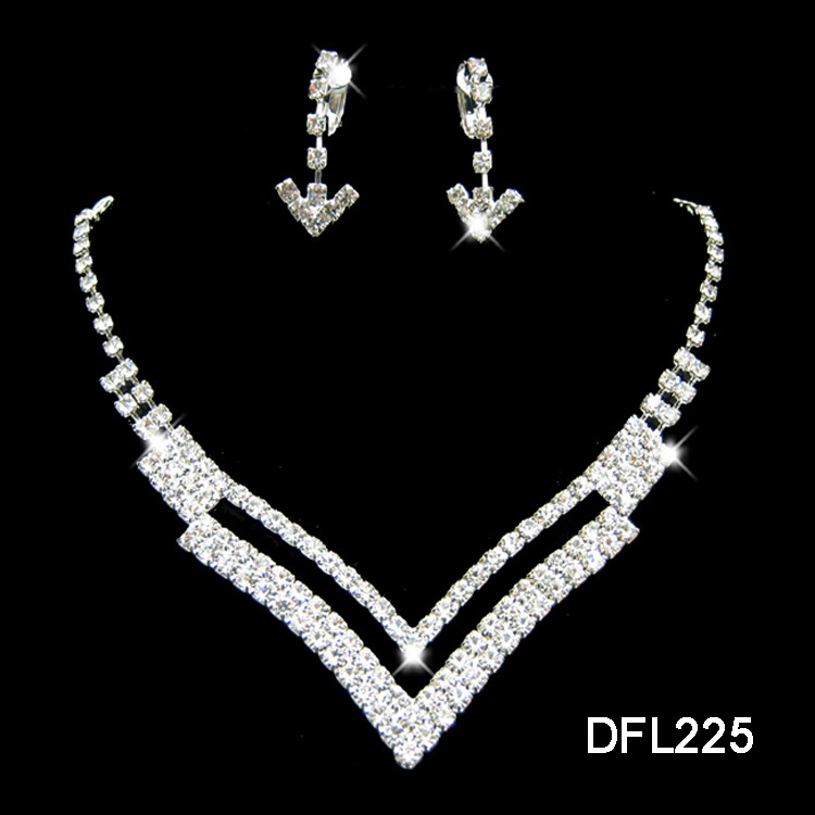 fashion Rhinestone bride double-deck Necklace new pattern love Earrings Necklace suit Gemstone Necklaces Manufactor wholesale