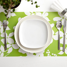T炫彩印花餐垫 花卉防油污塑料隔热垫柔软杯垫餐桌垫方形餐厅桌垫