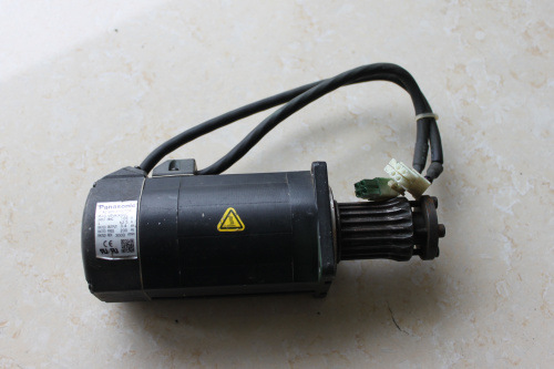 C 松下马达MSMA042P2C MSMA042P1C MSMA042P1A MSMA042P1F有保修