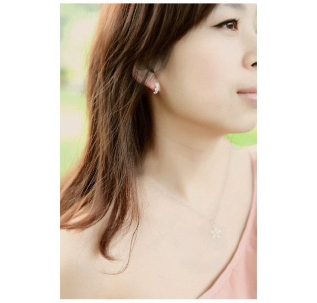 925 pendientes de plata esterlina flor diamante oreja hebilla pendientes al por mayor estilo coreano joyería de plata esterlina pendientes de moda
