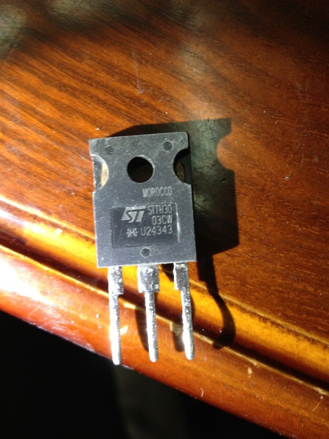 专营三极管批发STPS40H100CW 专用仪器测试 质量保证