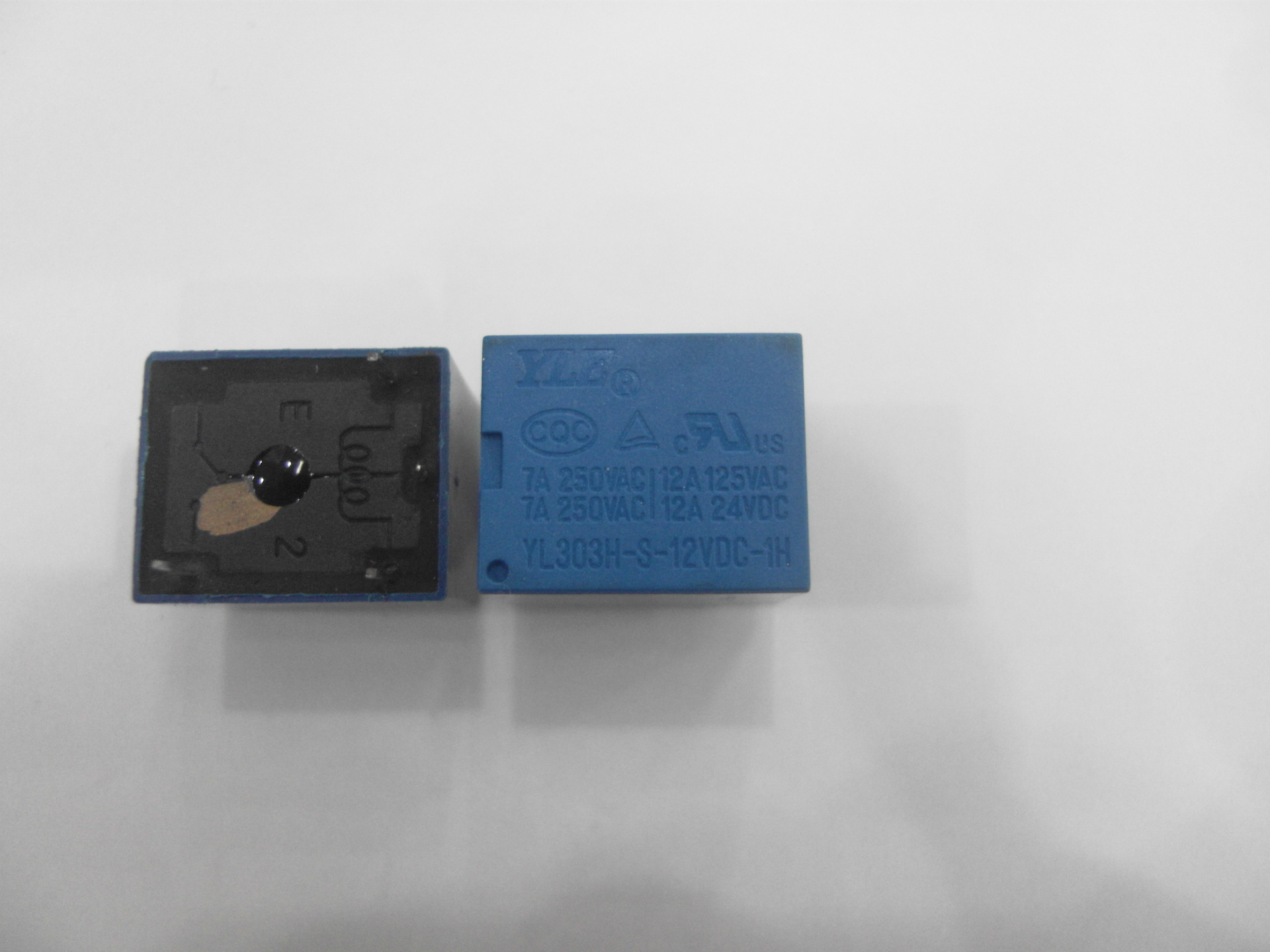 T73继电器5脚10A直流5V/6V/12V/24VDC小型电磁JQC-3FF大功率