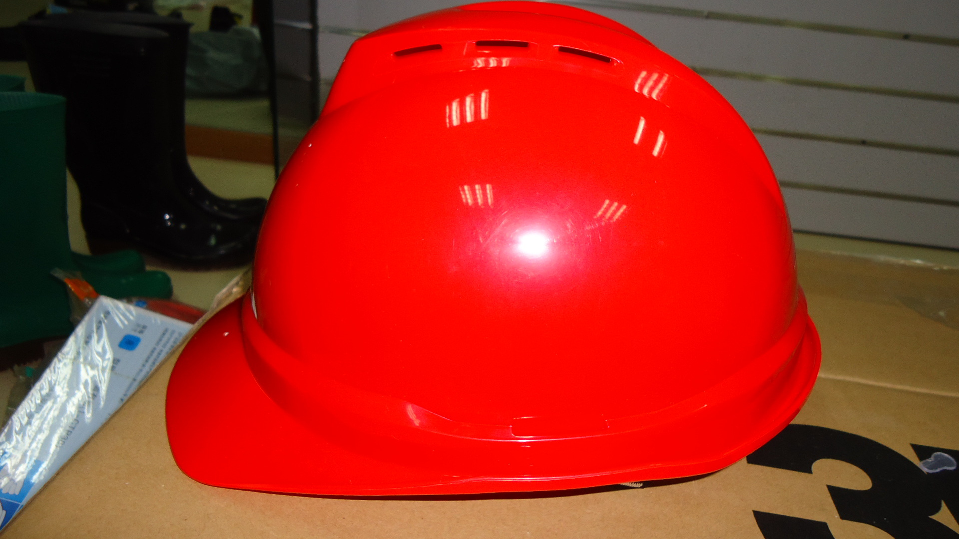 梅思安MSA豪华型安全帽 ABS材质 带透气孔 经典V字型 美观大方