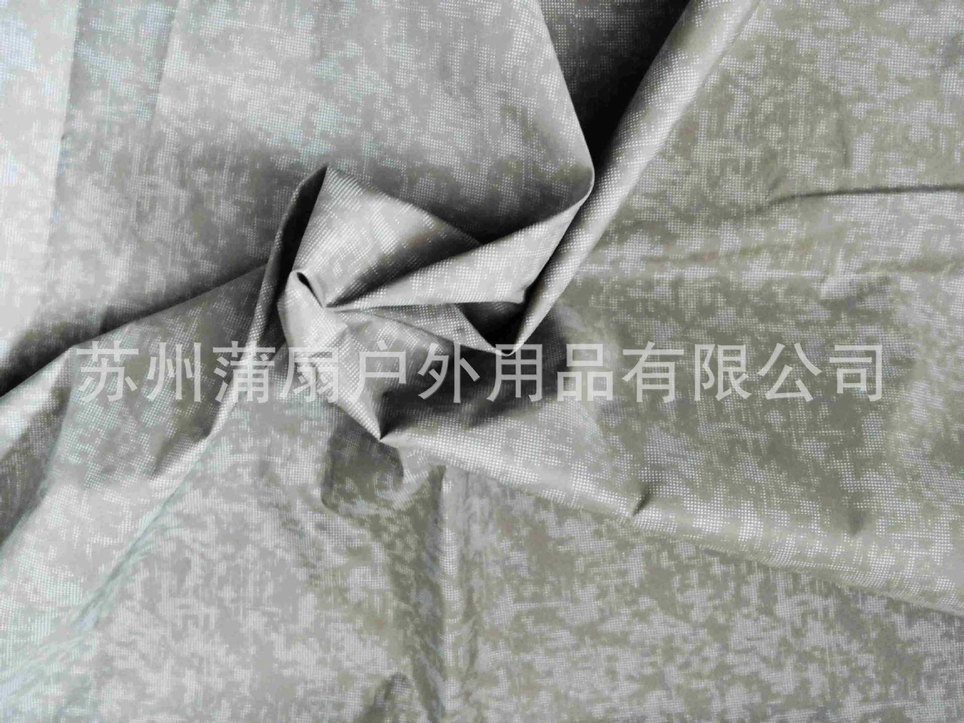 20D超薄尼龙面料 迷彩尼丝纺 新款羽绒服面料 皮肤衣面料