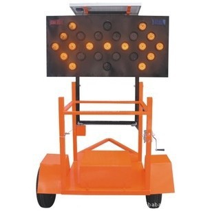 【远大公路】供应移动太阳能带爆闪工程导向车 施工指示车