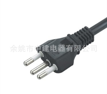 厂家生产智利三芯压缩机电源线 四芯巴西空压机插头橡胶线