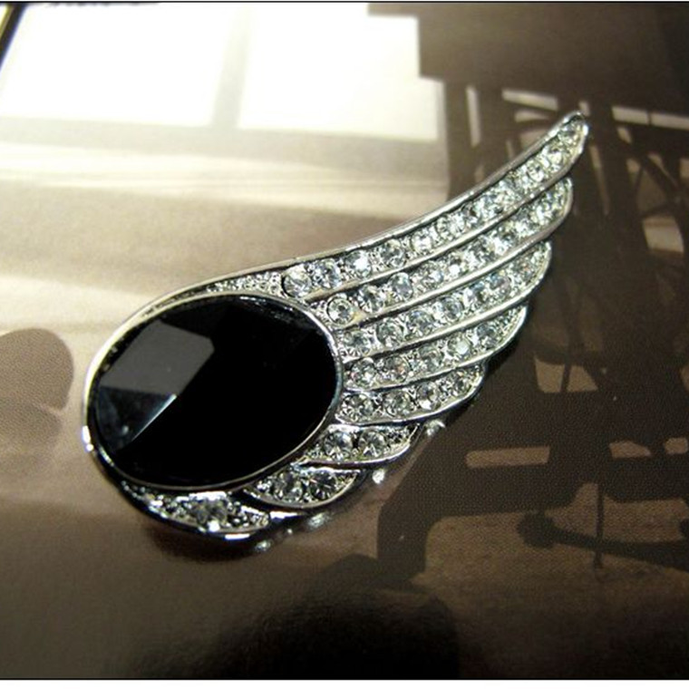 XZ002 Korean Edition Men's Jewelry clothing England personality Pin Retro wing Brooch wholesale