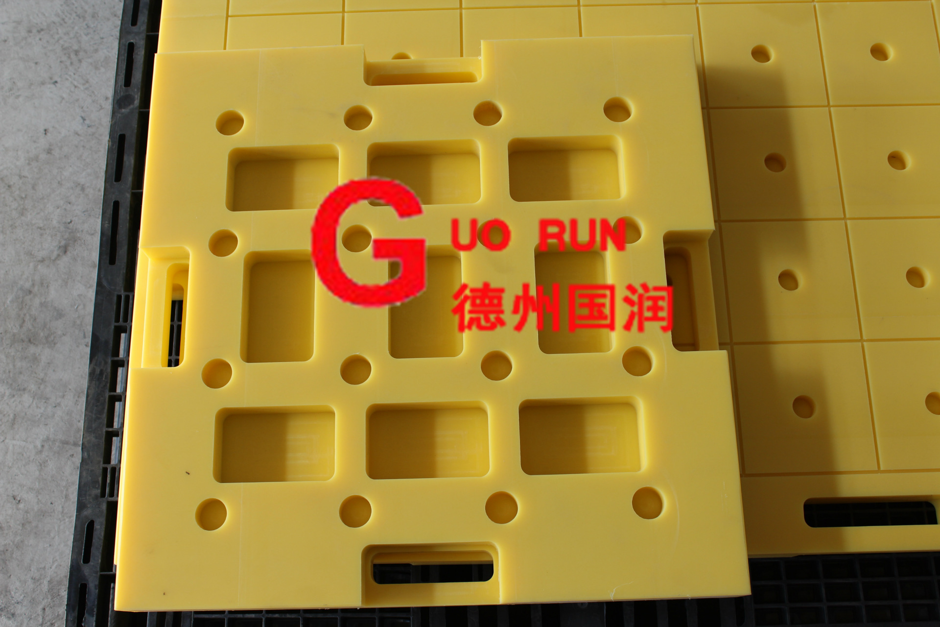 高分子异形件加工