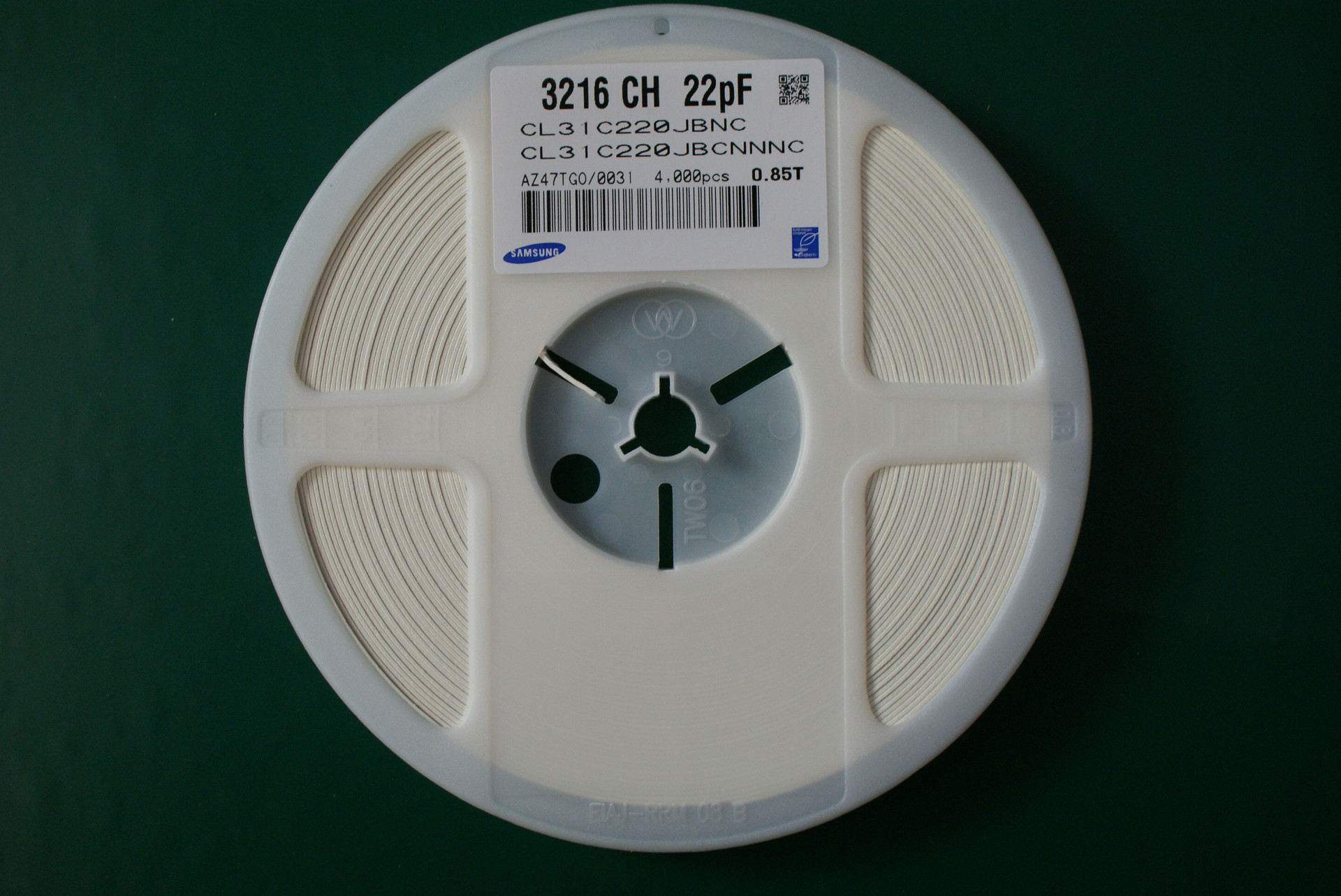 贴片电容  220J 50V COG 1206; CL31C220JBCNNNC