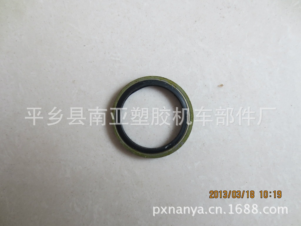 现货供应优质格莱圈 胶包垫 四氟制品  油缸密封件等密封件