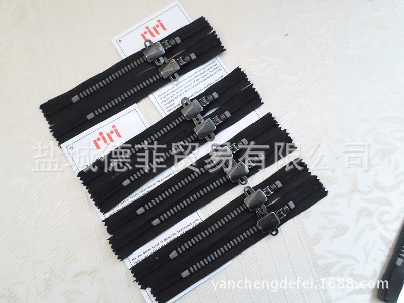 瑞原产Riri拉头 进RIRI调节扣 金属RIRI拉链 裤门襟调节扣