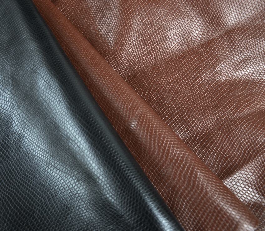 供应新版小石头纹黄牛头层全粒面手感好皮革