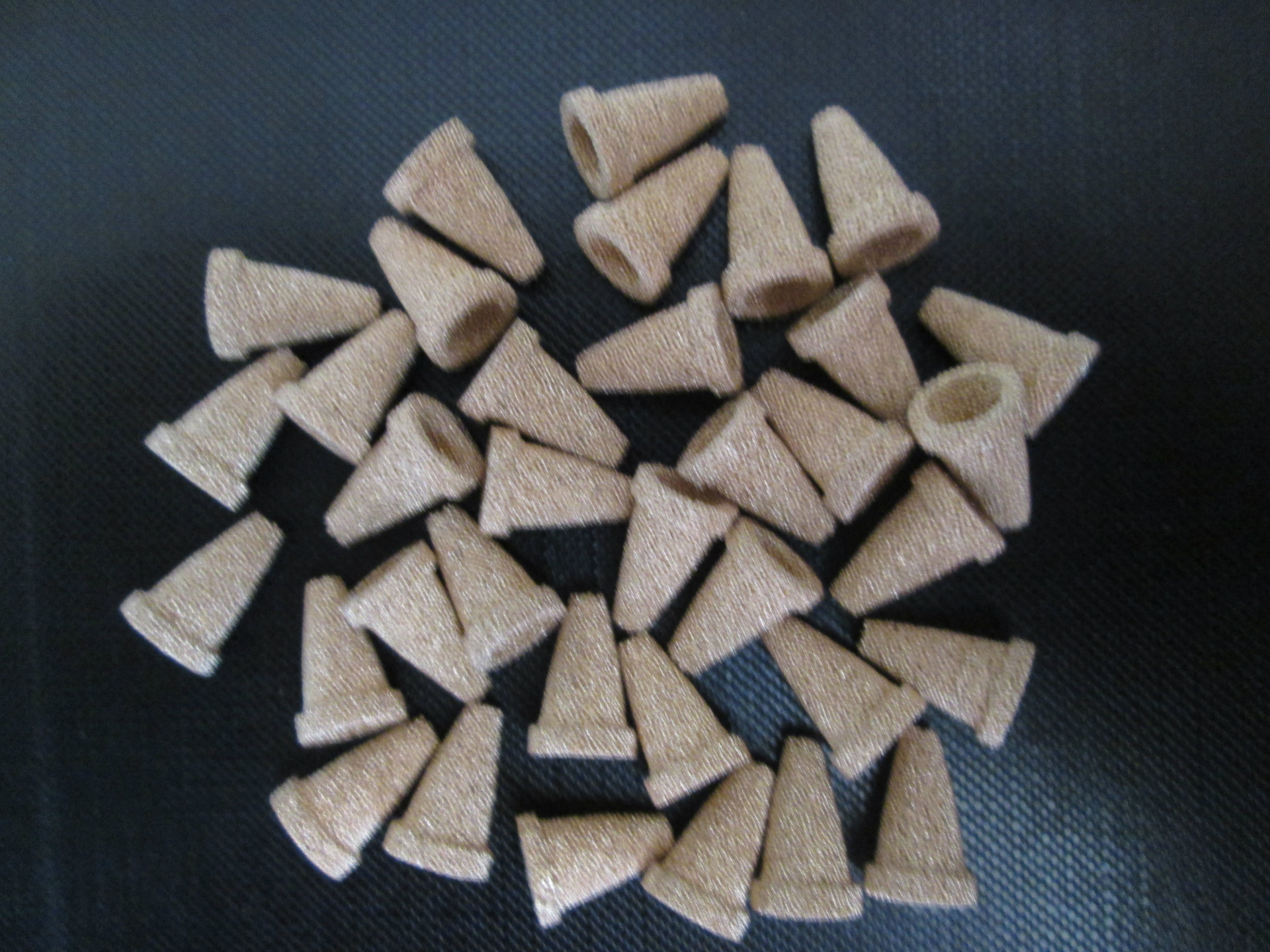 大量供应铜基过滤网过滤片汽配元件消声器消音器铜滤芯