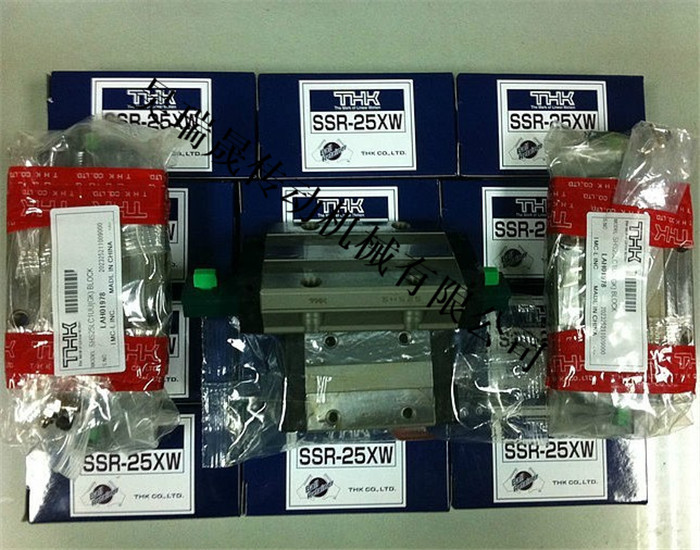 THK   SSR20XW   THK直线导轨