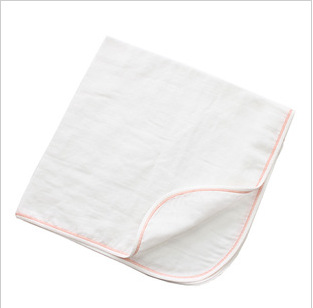 Coffret cadeau pour bébé - vêtements - Ref 1953748 Image 8