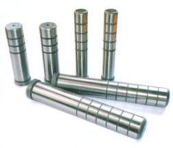 塑膠、五金模導柱