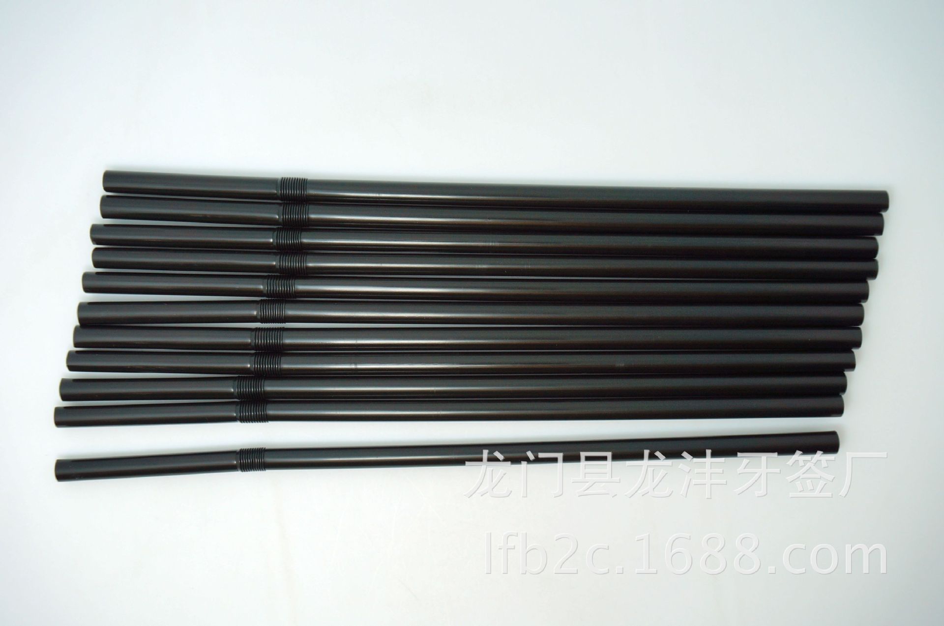 21分黑色吸管