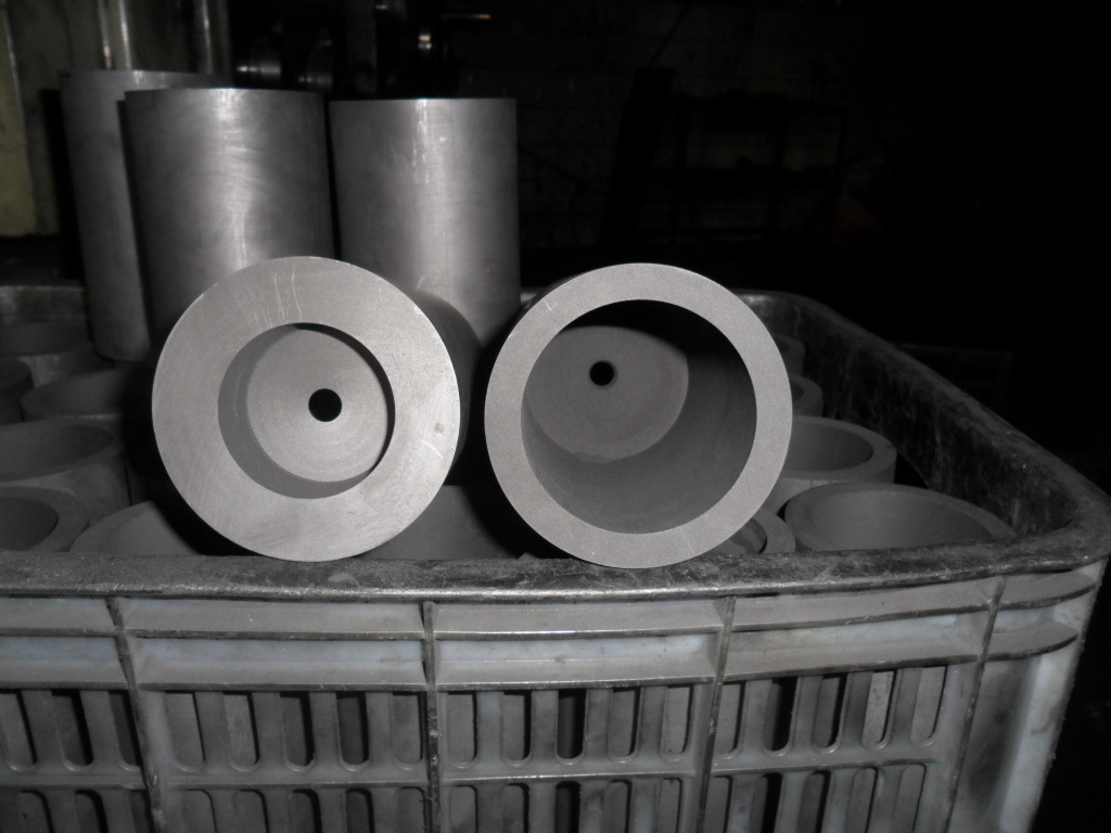 石墨厂家，连铸用石墨坩埚