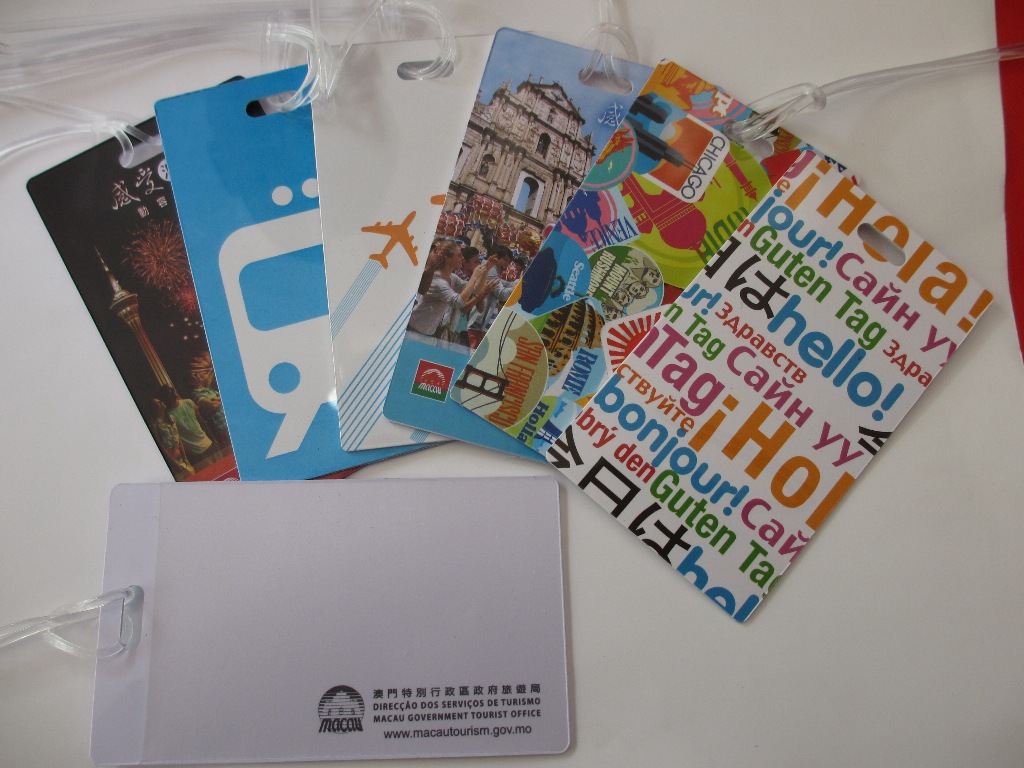 厂家专门生产；行李牌，PVC行李牌，硬胶PVC行李牌，行李吊牌。