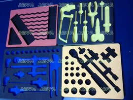 辅助包装材料;体操/运动垫;日用橡胶