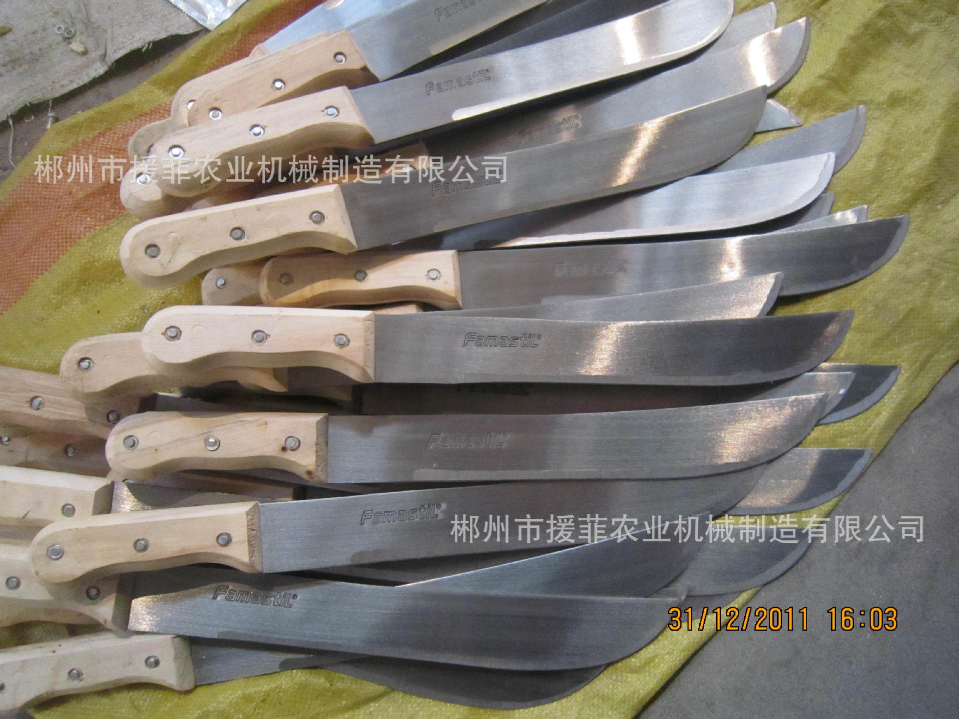 南美市场巴西甘蔗刀MACHETE,，M2002异性塑柄木柄带绑卡M213