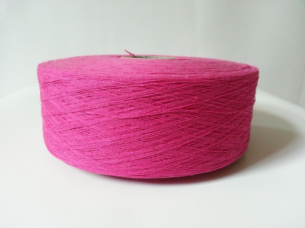 12S桃红气流纺棉纱