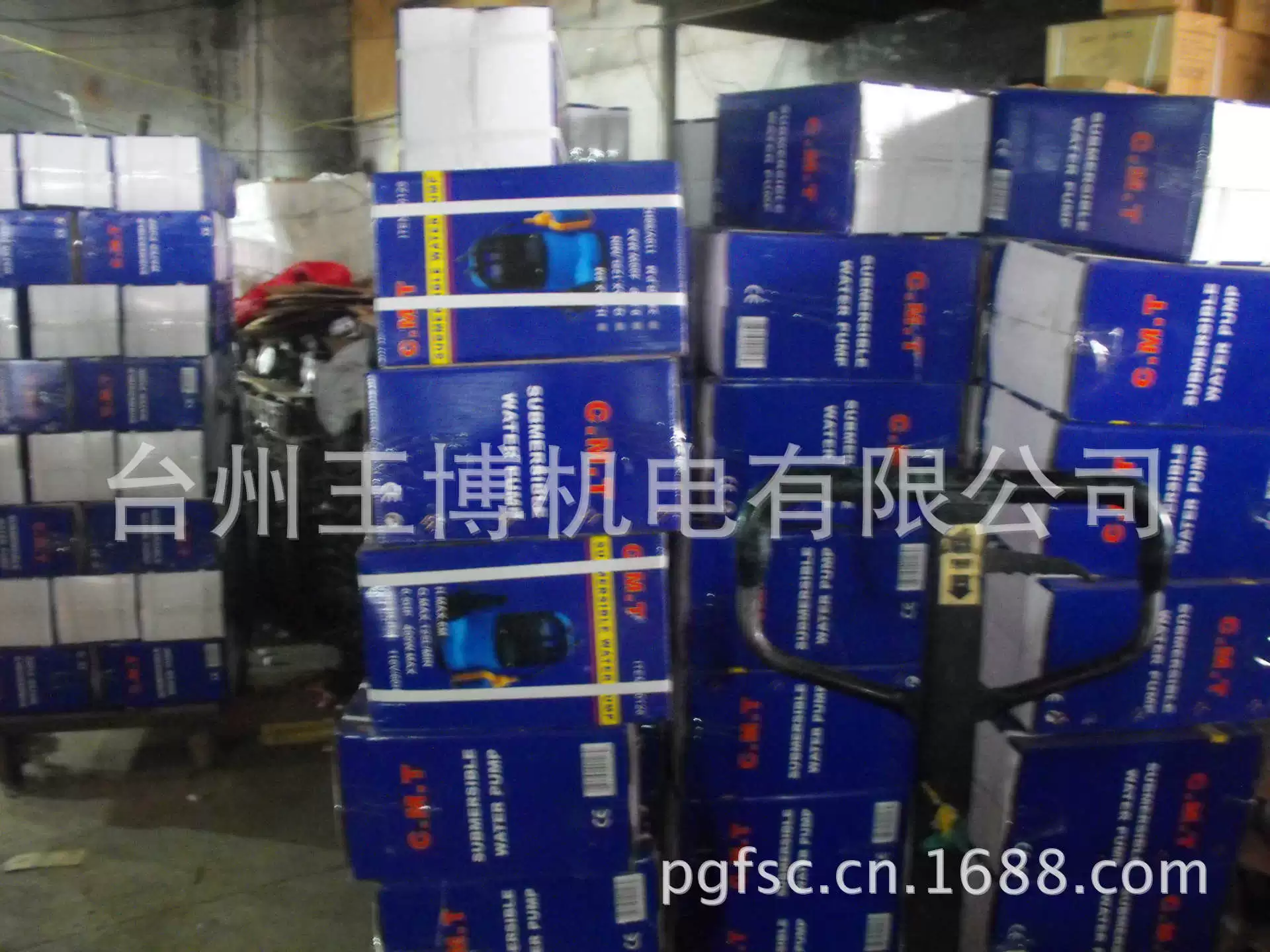 Поставка садовых погружных насосов SP-400 различных сортов и полных спецификаций.