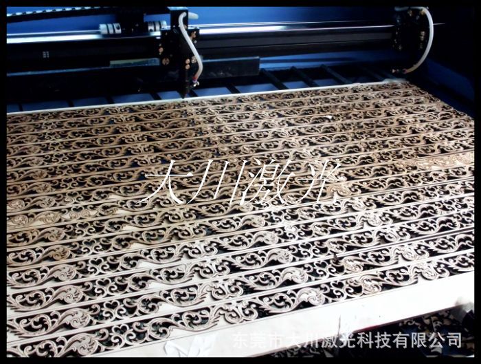 厂家专业承接家具木线激光切割加工！