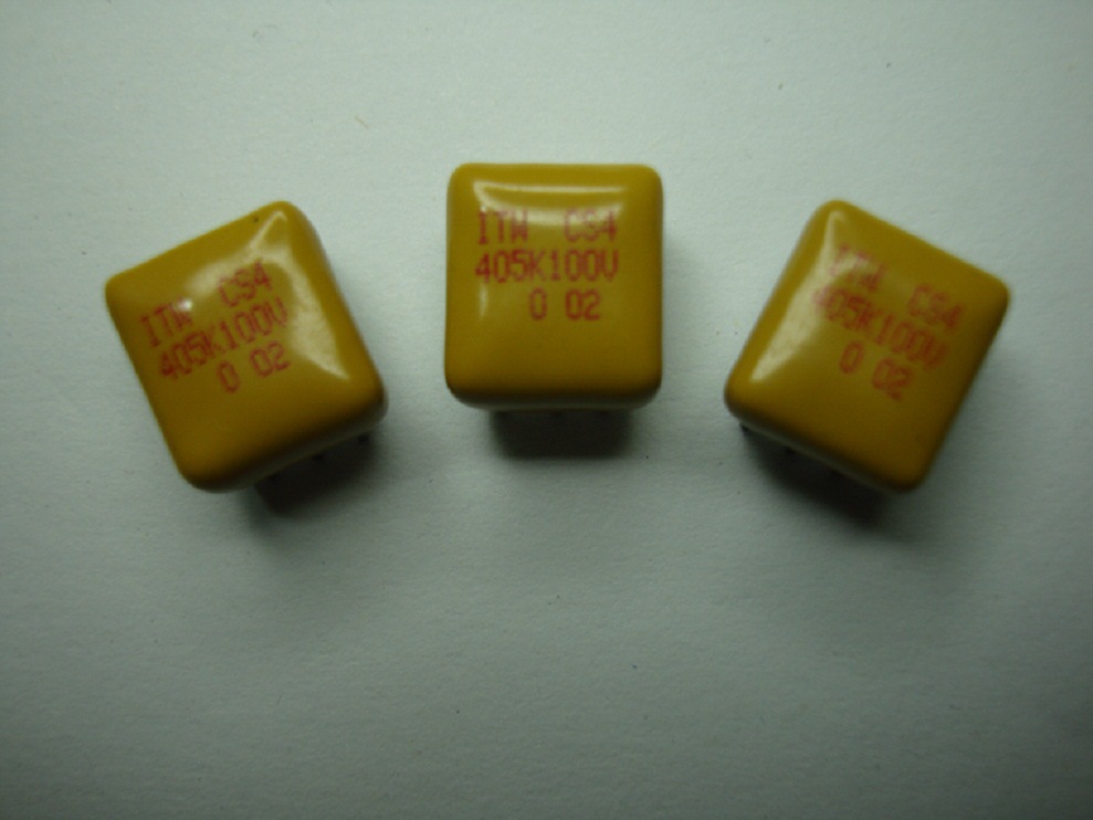 美国 ITW 层叠电容器 排电容 CS4-405K100V