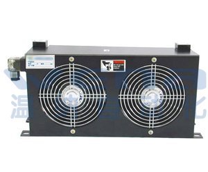 AW0608L-CD24 风冷式油冷却器