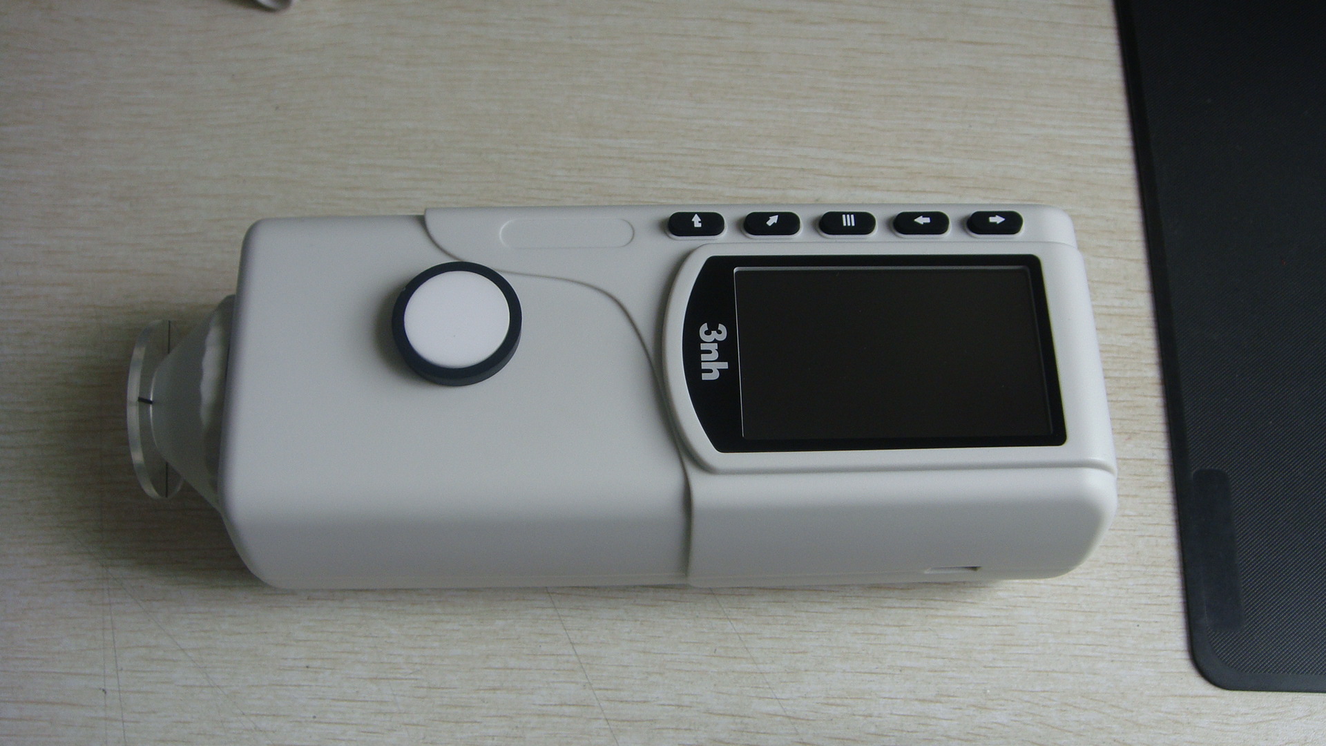 NH310色差仪  三恩驰手年式电脑测色信仪