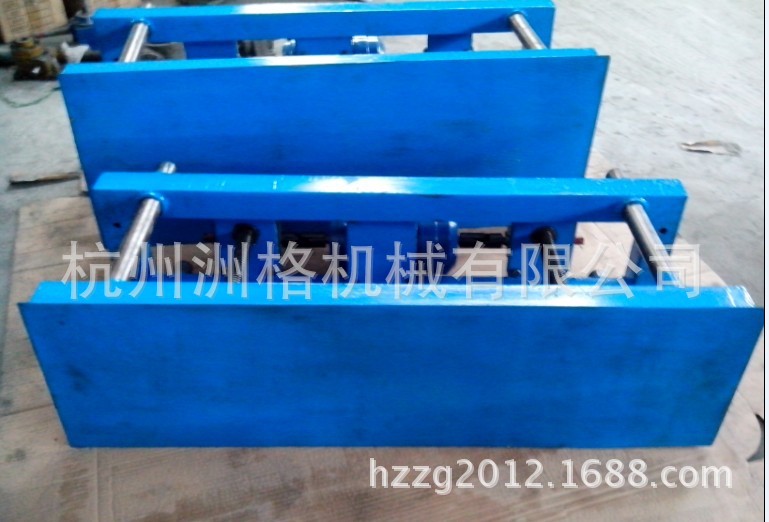 设计制造单台、多台蜗轮丝杆升降平台，个性化生产满足各种需求