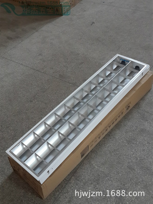 Фабрика оптовой инстанции Huajie Lighting 2*40WT8. Внутренние суб -оптические железные лампы панели 300*1200