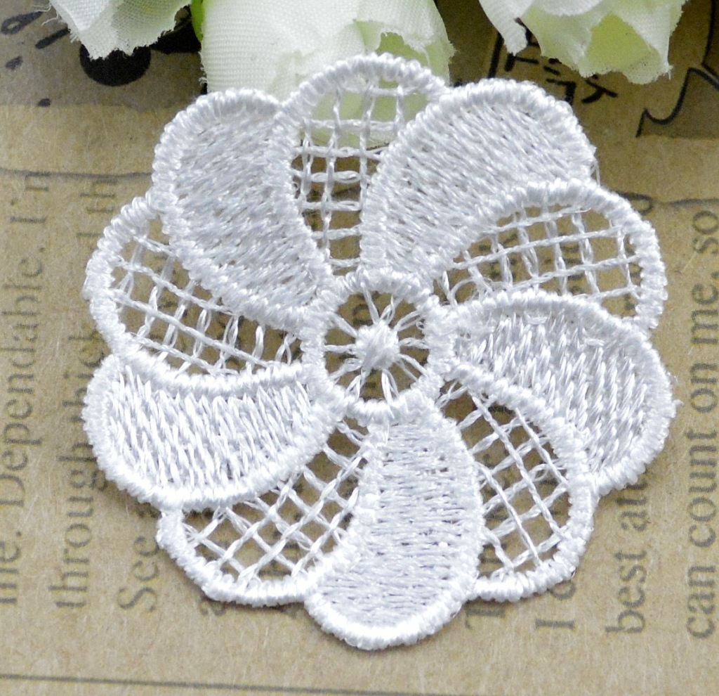 厂家供应　水溶花　蕾丝花边 贴花　水溶花边　花片辅料　Ｃ100