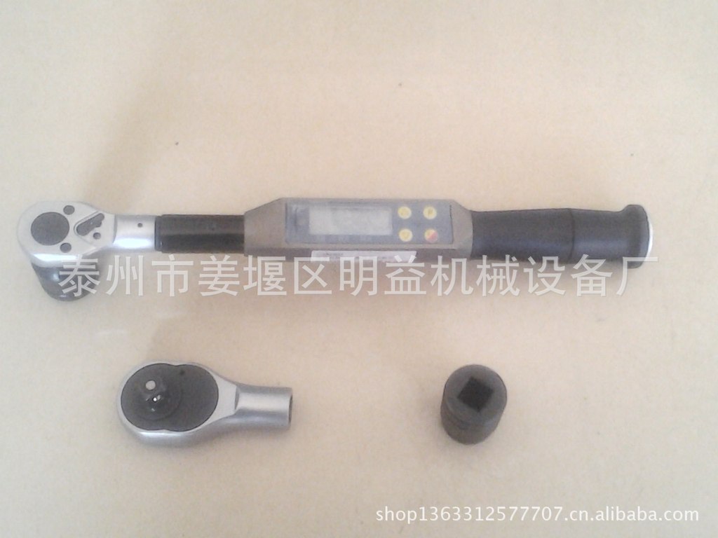 STB-200数显式扭矩扳手，40-200NM数显扭力扳手，预置式数显扳手