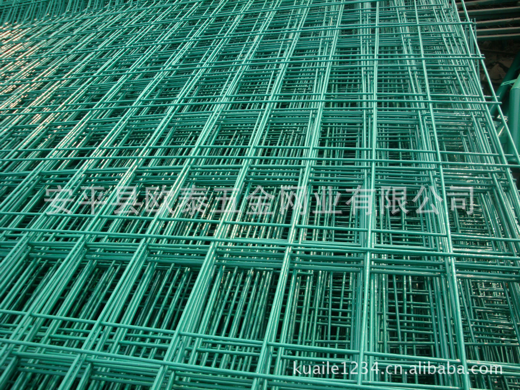 焊接 PVC工艺镀锌浸塑电焊网片 厂家直销钢筋地暖网片