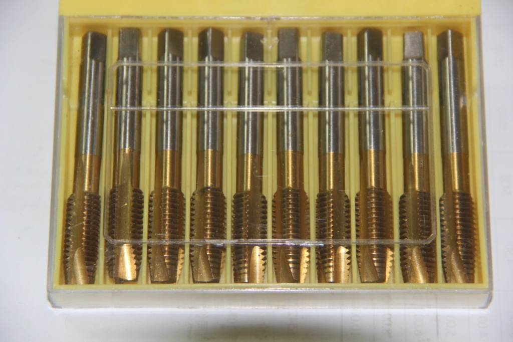 厂家批发43 93材料M2-M20机用丝锥 