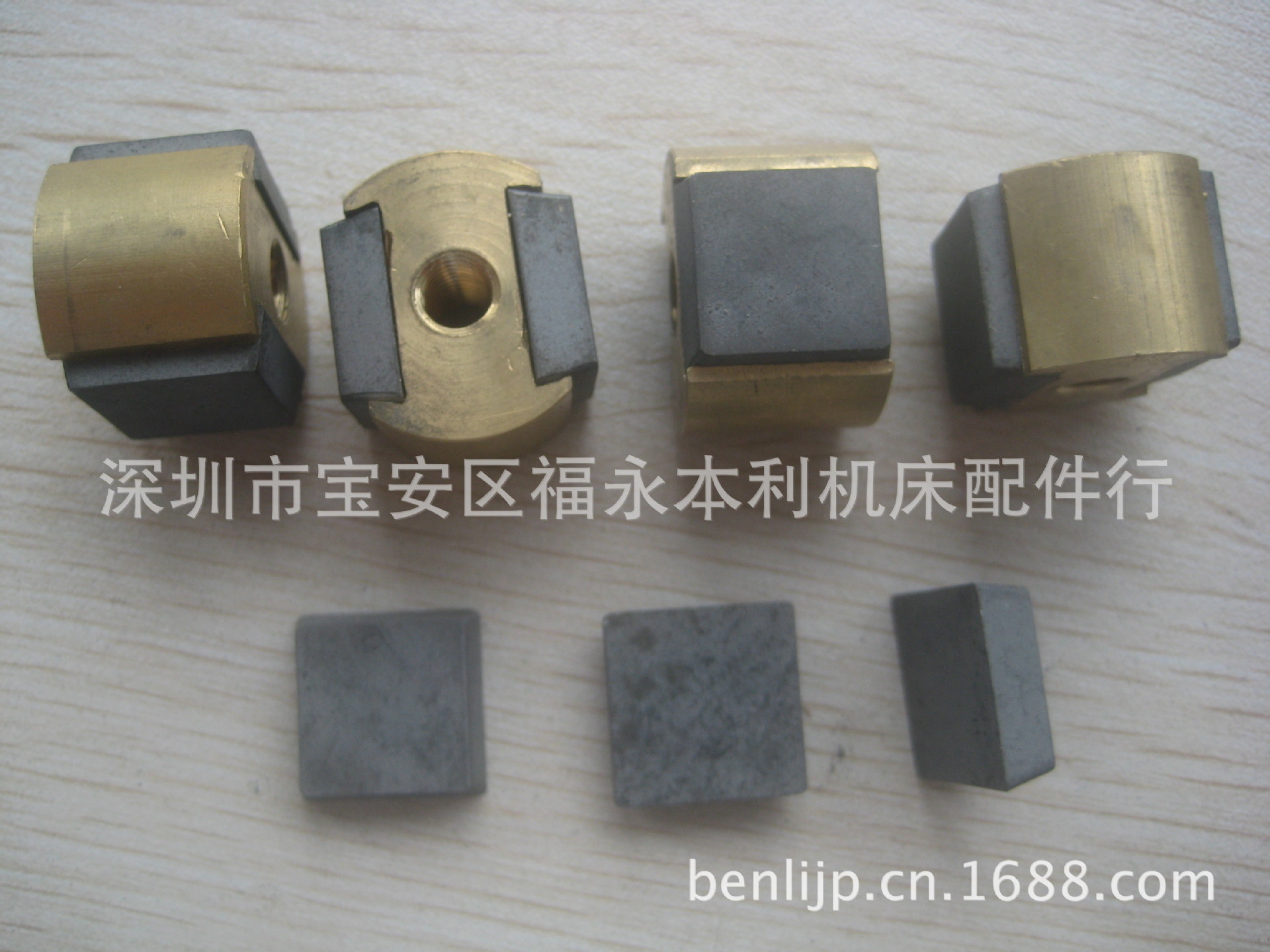 中走丝配件 线切割导电块、迪蒙卡特导电块、铜架+钨钢21*14*17