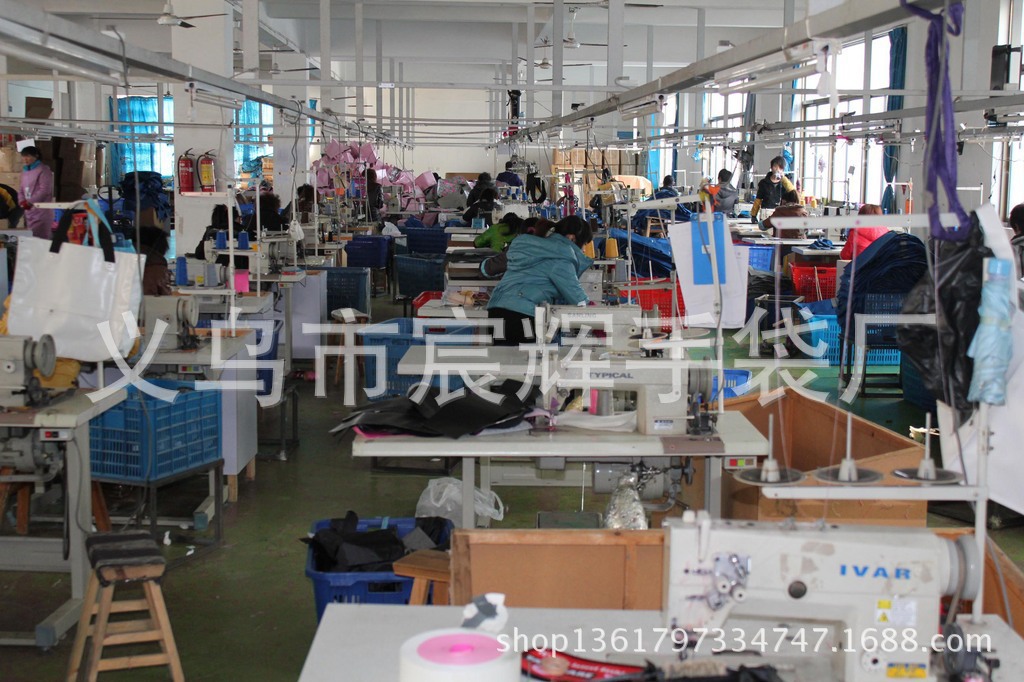 903409199_1080923717