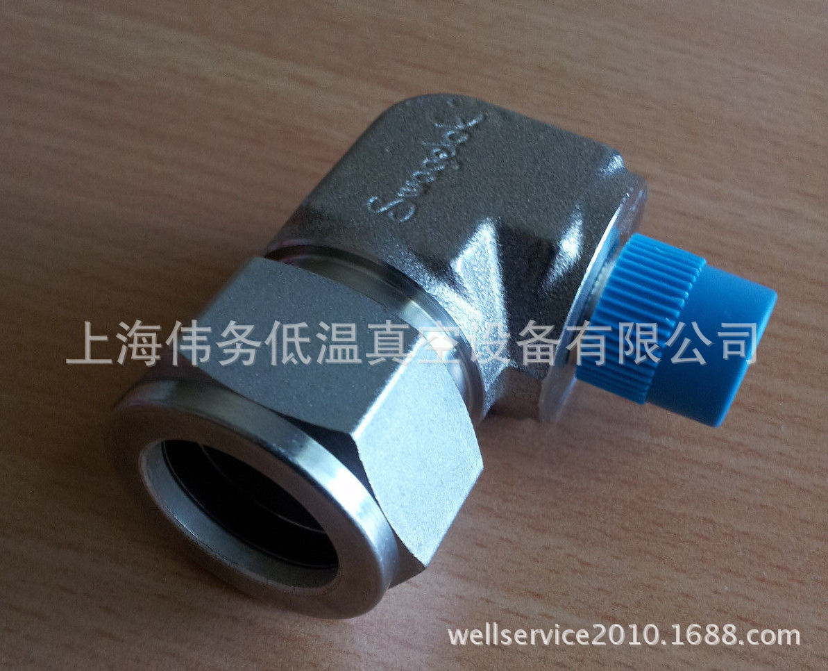 Swagelok SS-1210-2-4