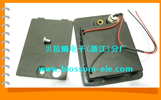 五号四节带盖子按钮电池盒  5号4节按钮开关电池盒 5号电池盒