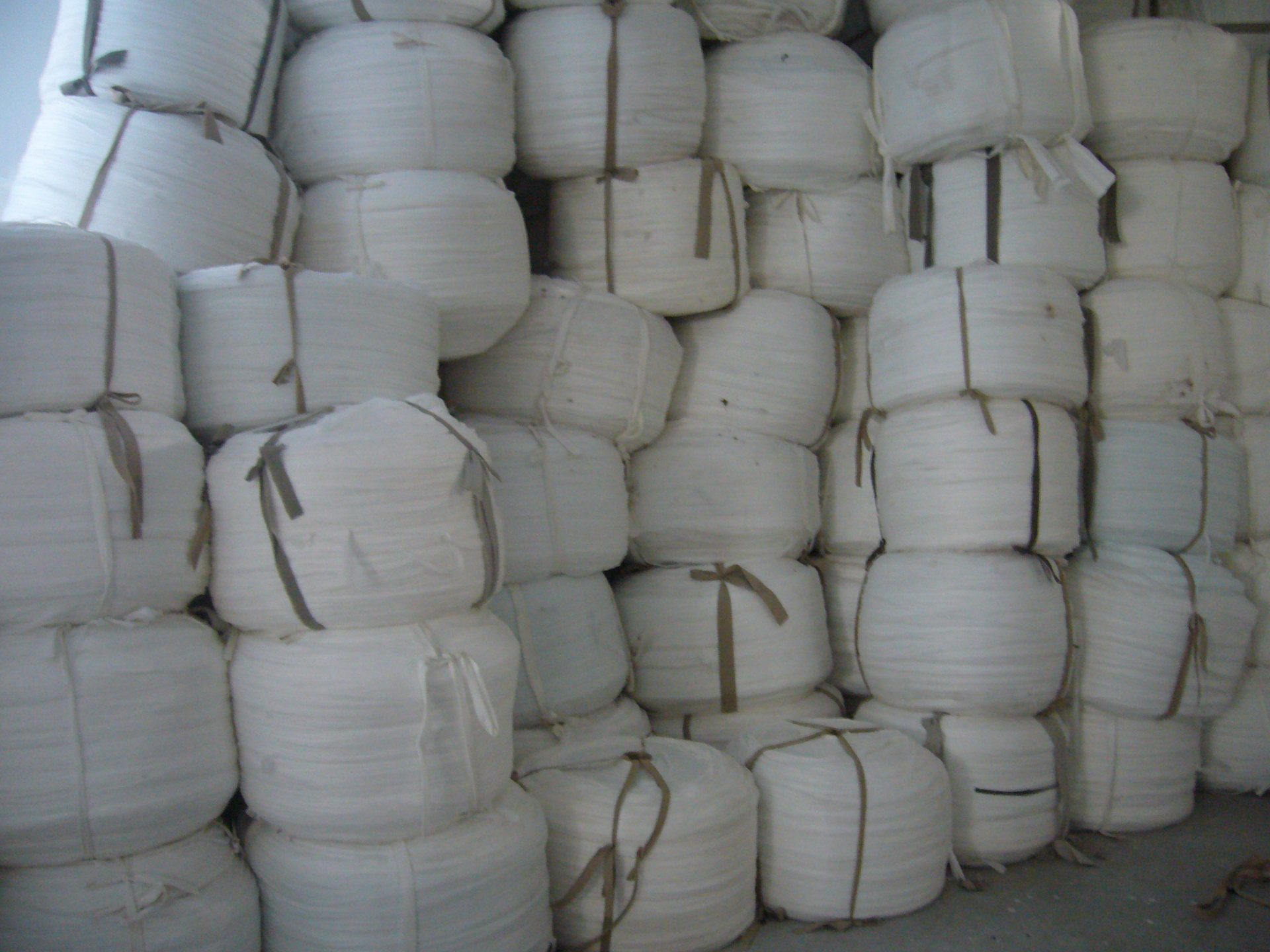 低价供应无纺布边条 打绳料