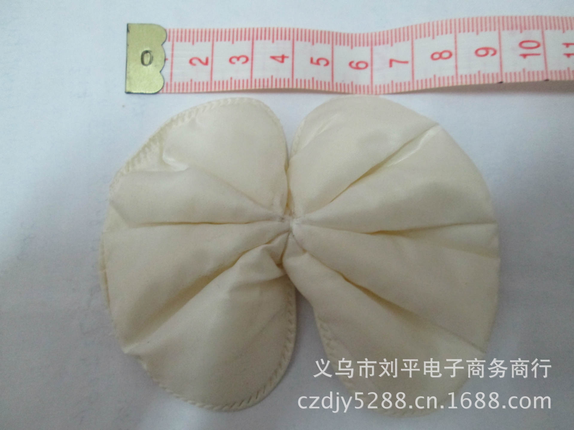 供应超声波压花 圆蝴蝶花 服装鞋花 头饰配件