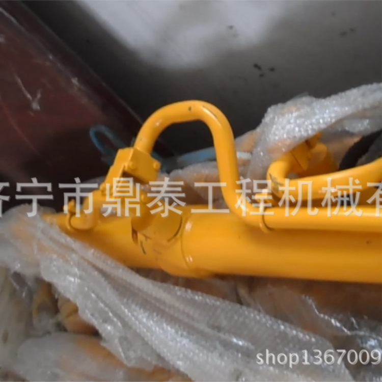 推土机配件 山推SD23推土机 提升油缸 23Y-62B-02000