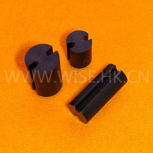 厂家供应LED灯双坑塑料绝缘间隔柱塑胶支撑隔离定位柱高强度