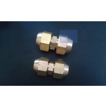 供应卡套直通接头8 湾通10MM铜接头