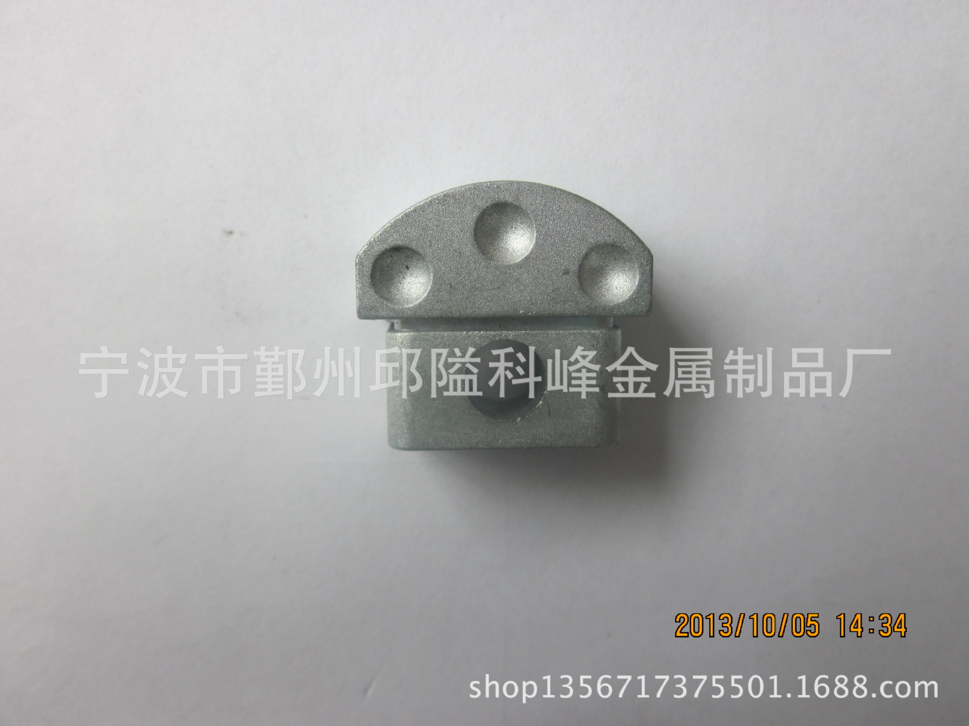 宁波锌压铸件，铝压铸件，清道夫锌合金配件