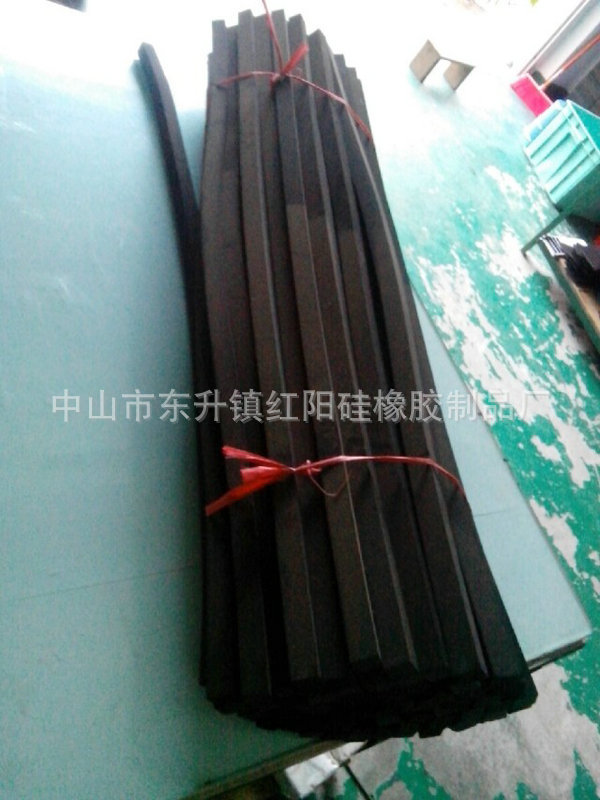 厂家直供长期生产EVA长条 环保EVA长条 黑色EVA长条