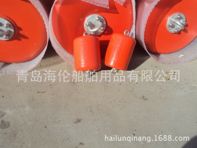 诚信海伦供应船舶护舷 漂浮式护舷 充气橡胶靠球（4296图）